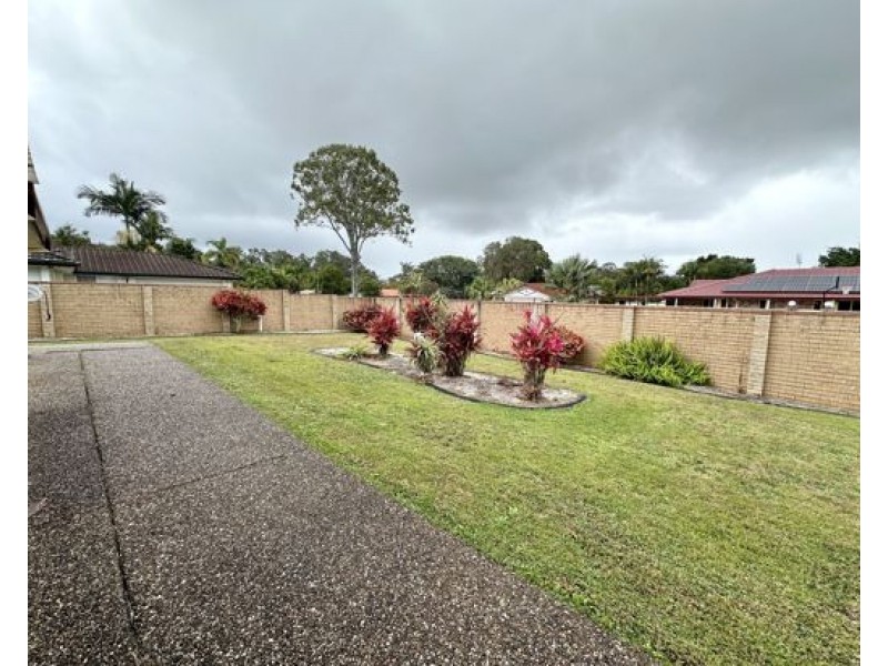 140 WALLANDRA ROAD, Tallai QLD 4213