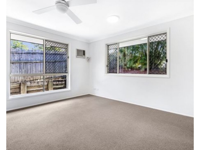 65 Henry Cotton Drive, Parkwood QLD 4214