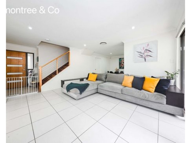 21 20 Kianawah Road South, Manly West QLD 4179