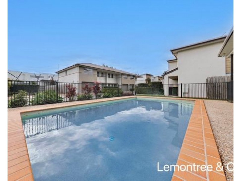 21 20 Kianawah Road South, Manly West QLD 4179