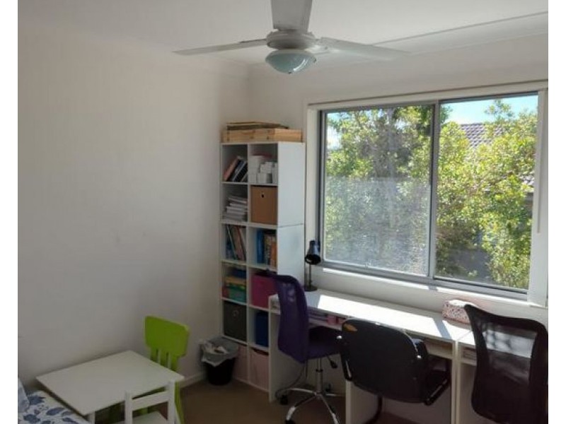131 McAuley Parade, Pacific Pines QLD 4211