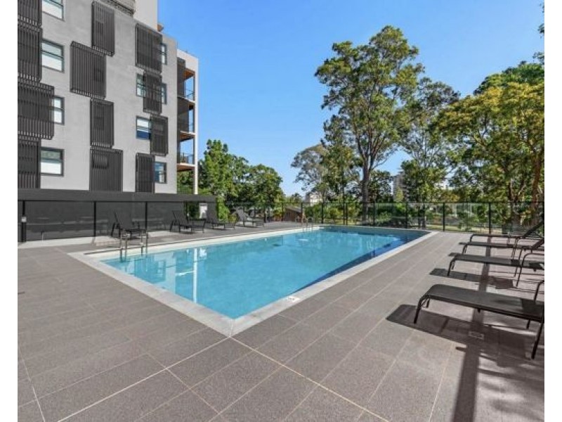 132/181 Clarence Road, Indooroopilly QLD 4068
