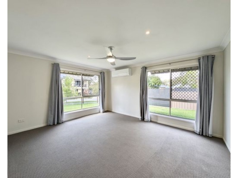 15 Wirra Circuit, Wynnum West QLD 4178