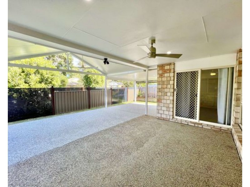 15 Wirra Circuit, Wynnum West QLD 4178