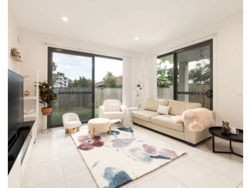 35 Cradock street, Holland Park QLD 4121