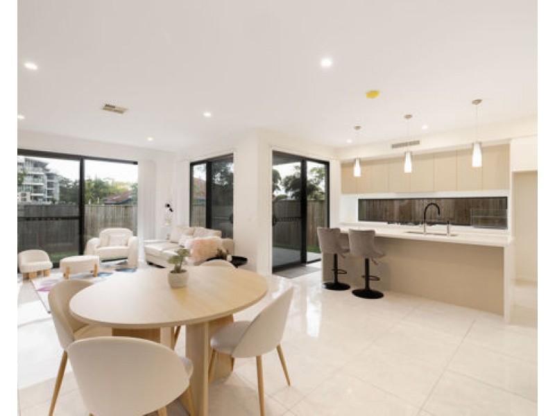 35 Cradock street, Holland Park QLD 4121