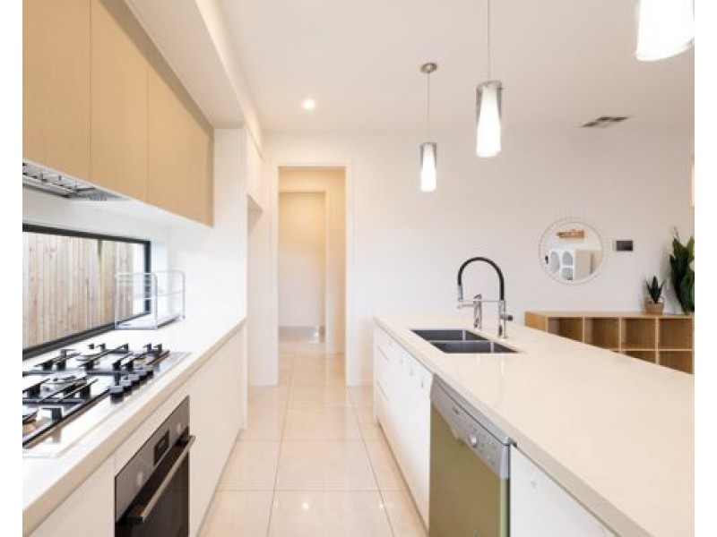 35 Cradock street, Holland Park QLD 4121