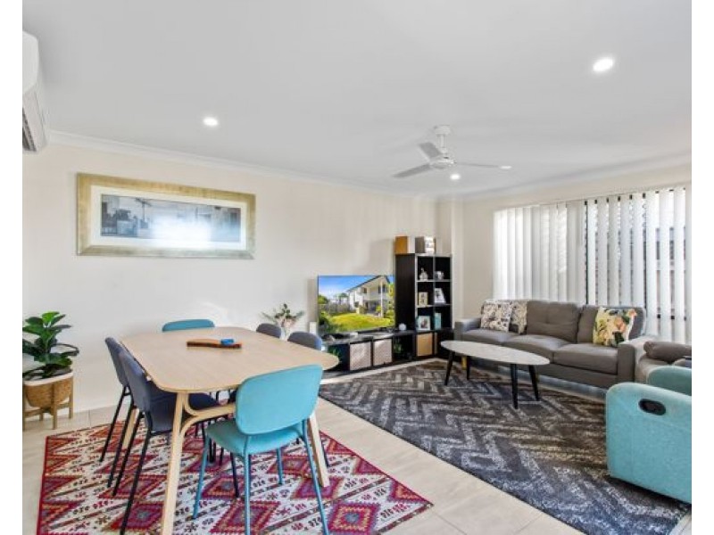 7 Franco Place, Bridgeman Downs QLD 4035