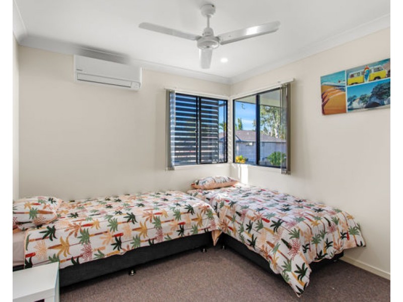 7 Franco Place, Bridgeman Downs QLD 4035