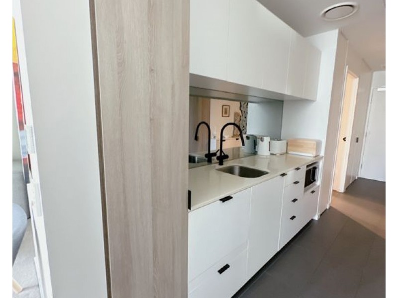 1504/4 Edmondstone Street, South Brisbane QLD 4101