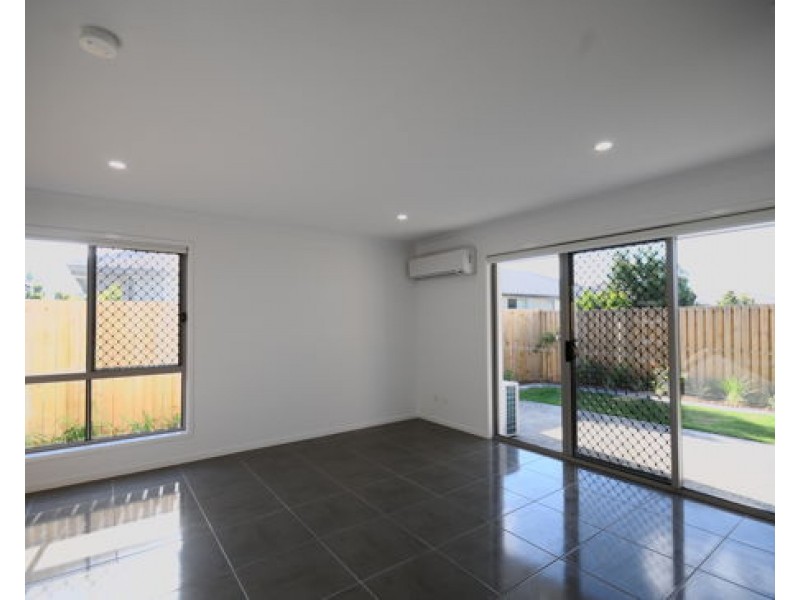 30 31 James Edward Street, Richlands QLD 4077