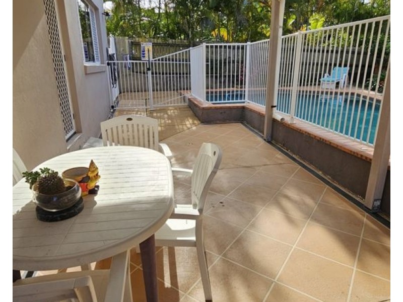 Arundel QLD 4214