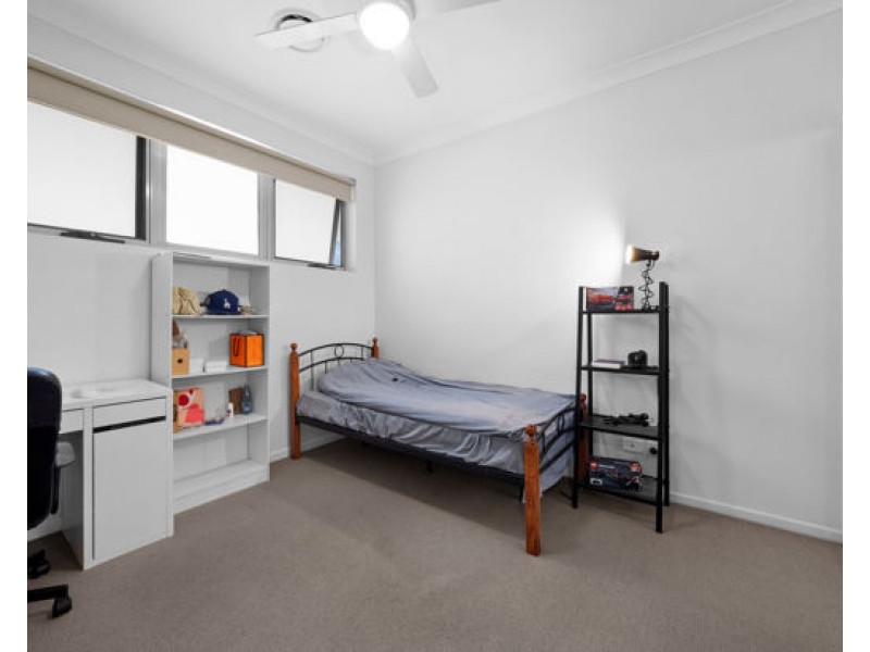 Unit 10/96 Dell Road, St Lucia QLD 4067