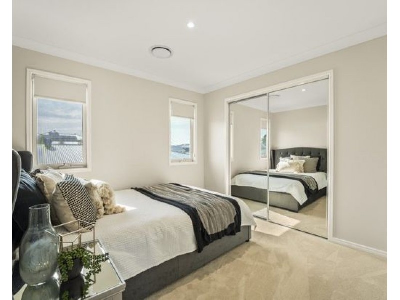 15 Moss St, Greenbank QLD 4124