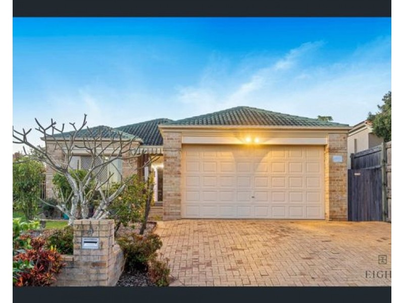 4 Pinedale Crescent, Parkinson QLD 4115