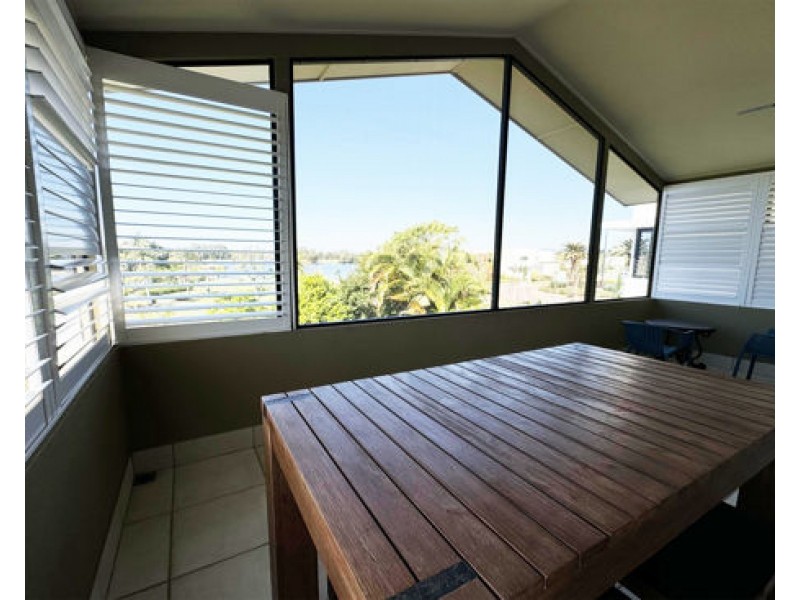 6111 Trasimeno Ave, Hope Island QLD 4212