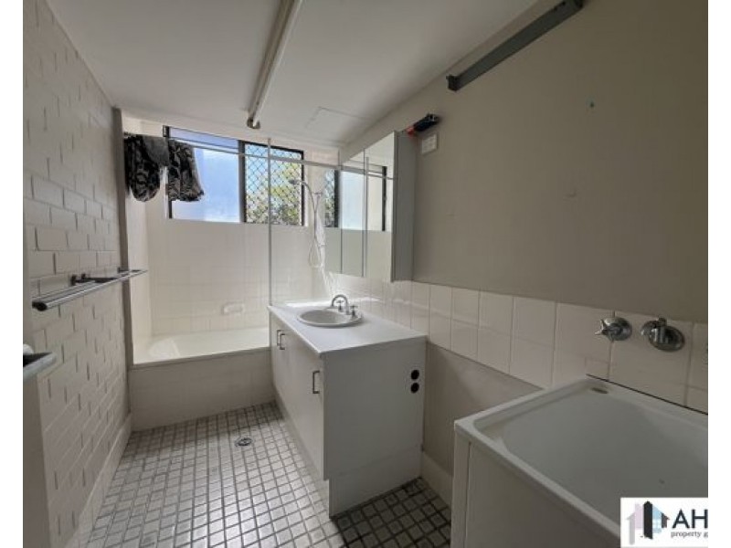 23/40 Murev Way, Carrara QLD 4211