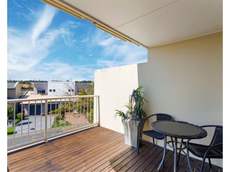 6/12 Promenade Avenue, Robina QLD 4226