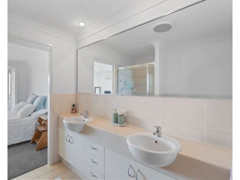 6/12 Promenade Avenue, Robina QLD 4226