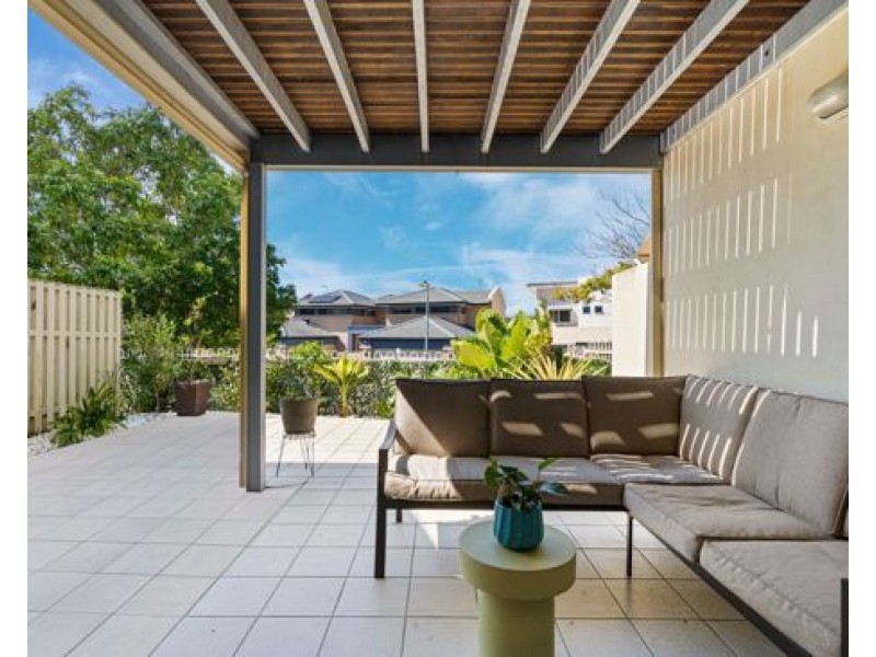 6/12 Promenade Avenue, Robina QLD 4226