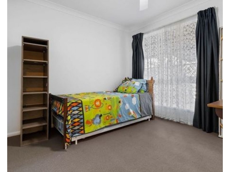 25 Sambit Street, Tanah Merah QLD 4128