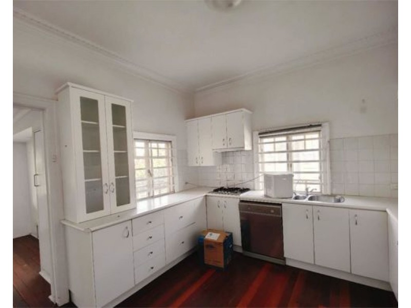 73 Ascot Street, Ascot QLD 4007