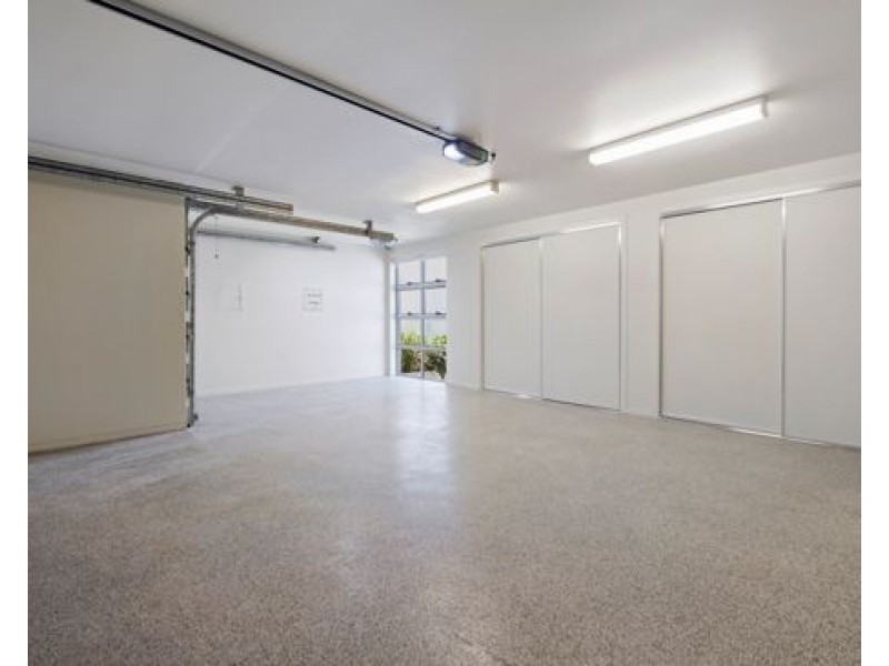 2004 The Boulevarde, Benowa QLD 4217