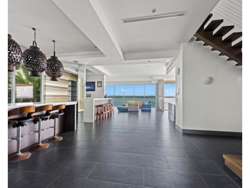 3 Parklane Terrace, Paradise Point QLD 4216