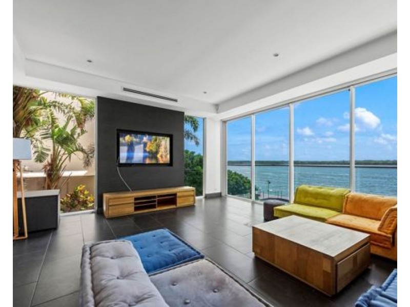3 Parklane Terrace, Paradise Point QLD 4216