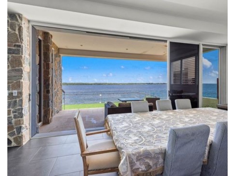 3 Parklane Terrace, Paradise Point QLD 4216