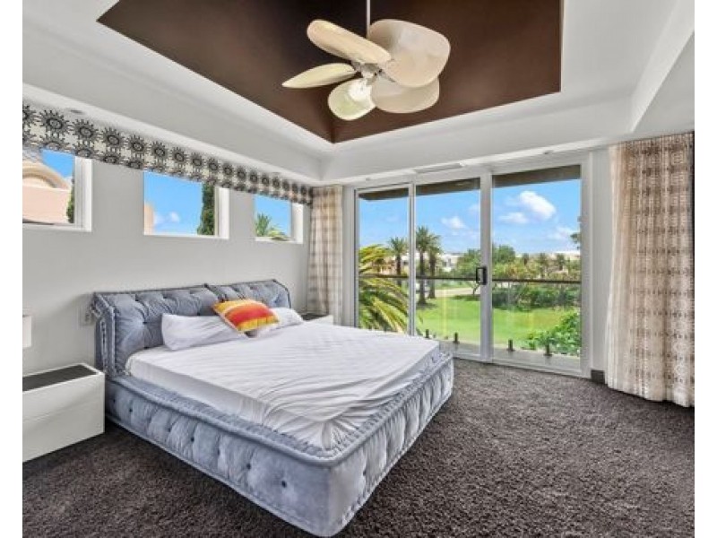 3 Parklane Terrace, Paradise Point QLD 4216