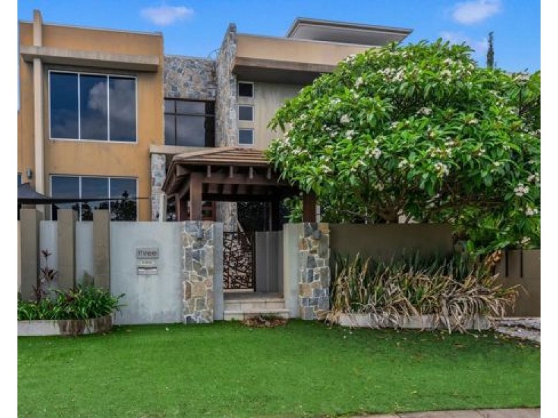 3 Parklane Terrace, Paradise Point QLD 4216