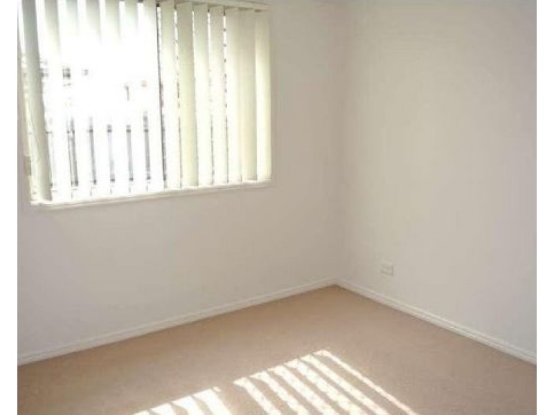 102 Anna Drive, Raceview QLD 4305