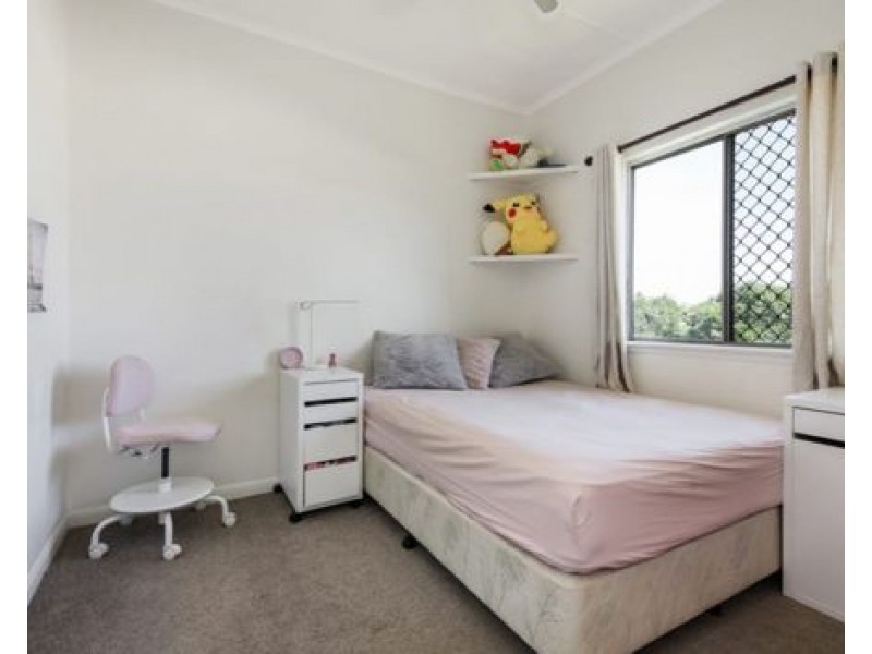 27 Ledbury St, Aspley QLD 4034