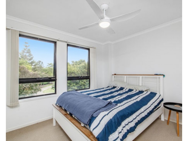 23 Riverwalk Ave, Robina QLD 4226