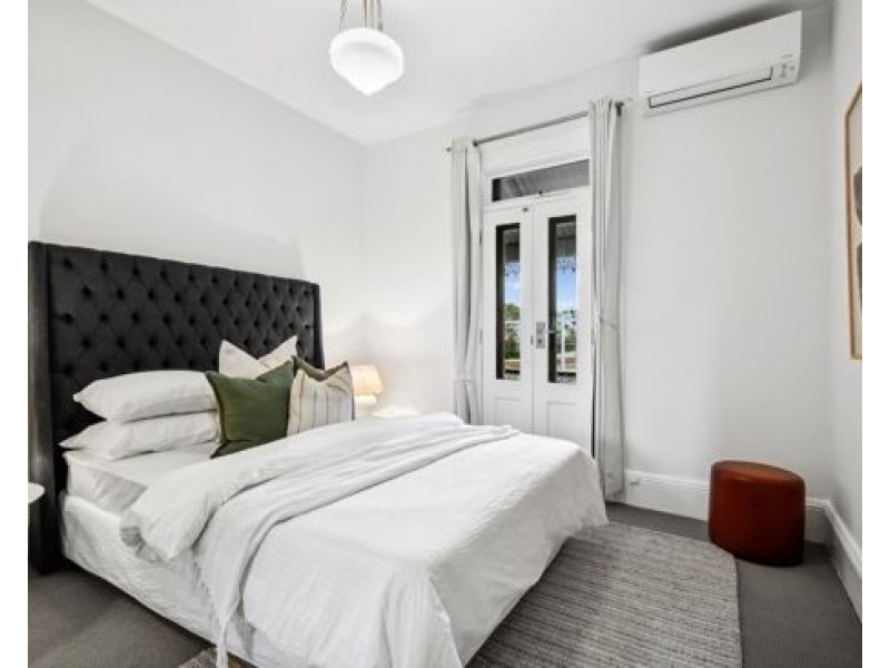 83 Railway Parade, Erskineville NSW 2043