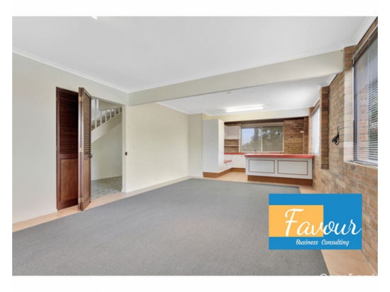 37 Mitchell Avenue, Molendinar QLD 4214