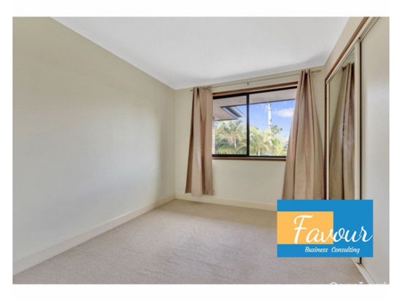 37 Mitchell Avenue, Molendinar QLD 4214