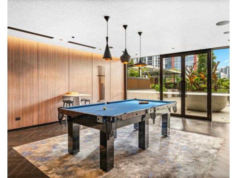 702/14 Ella Street, Newstead QLD 4006