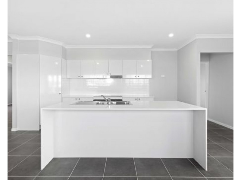 22 Mount Cooroora St,, Park Ridge QLD 4125