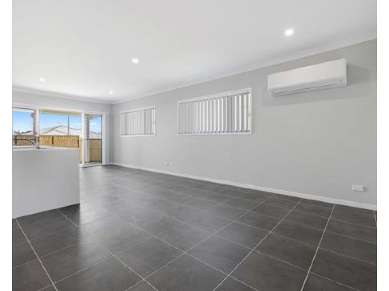 22 Mount Cooroora St,, Park Ridge QLD 4125