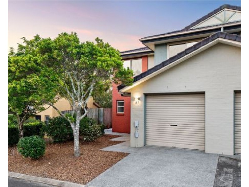 87/31 Archipelago Street, Pacific Pines QLD 4211