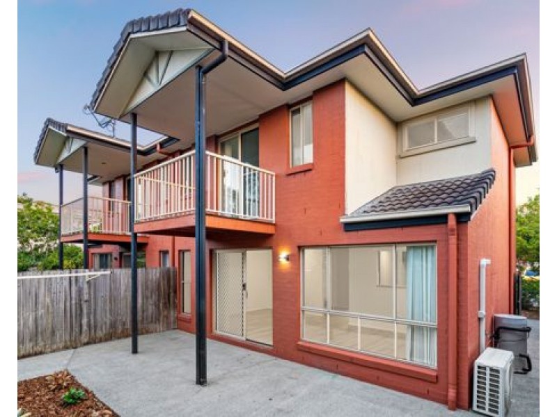 87/31 Archipelago Street, Pacific Pines QLD 4211
