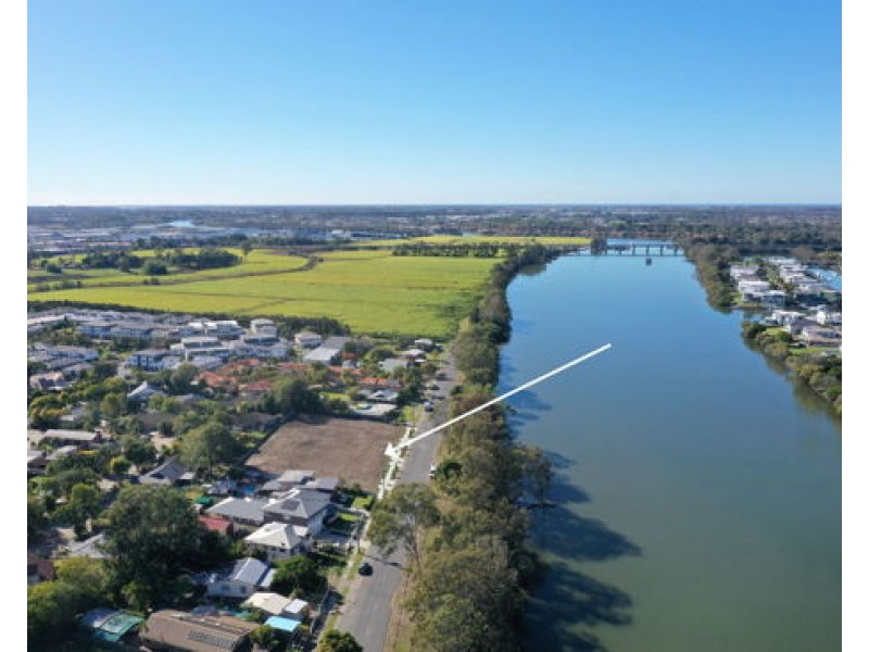 36 The Esplanade, Coomera QLD 4209