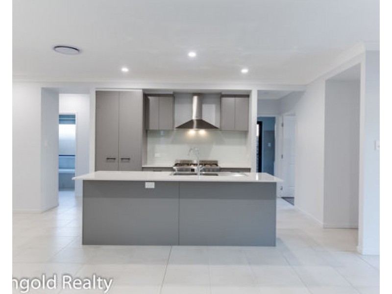 5 Parkview Close, Pallara QLD 4110