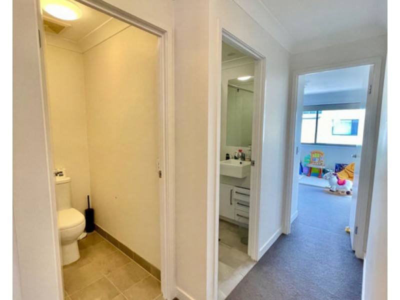 5/22 Careel Close, Helensvale QLD 4212