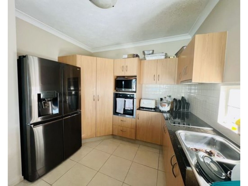 115/137 Laver Drive, Robina QLD 4226