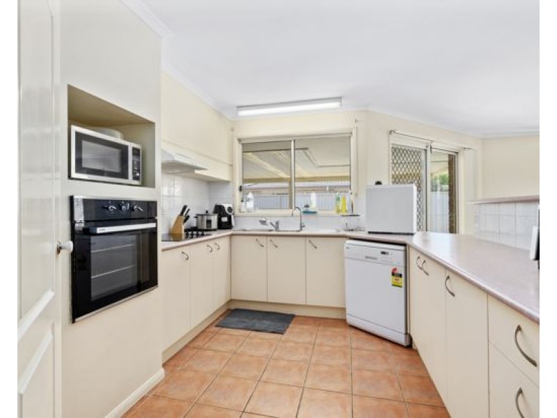 9 Applegum Place, Molendinar QLD 4214