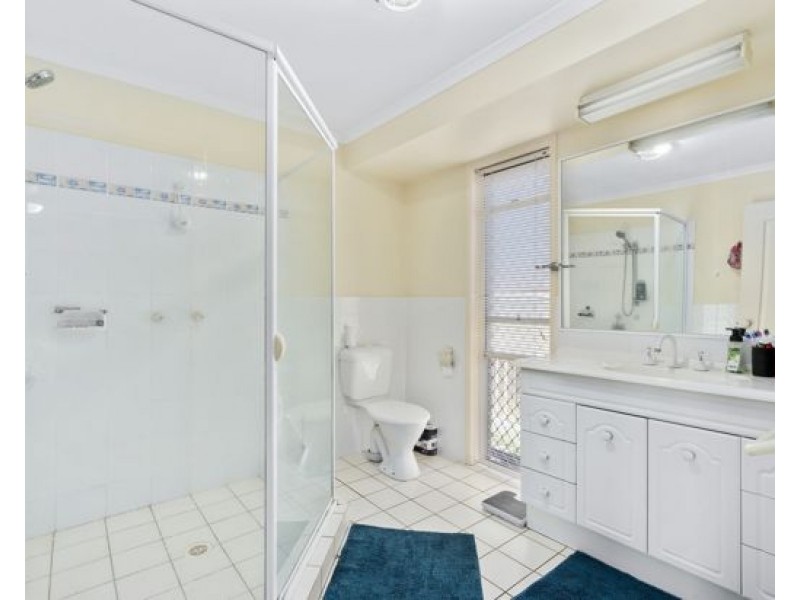 9 Applegum Place, Molendinar QLD 4214