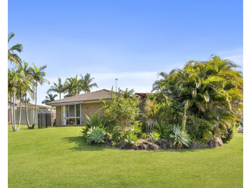 11 Ben Hogan Crescent, Parkwood QLD 4214